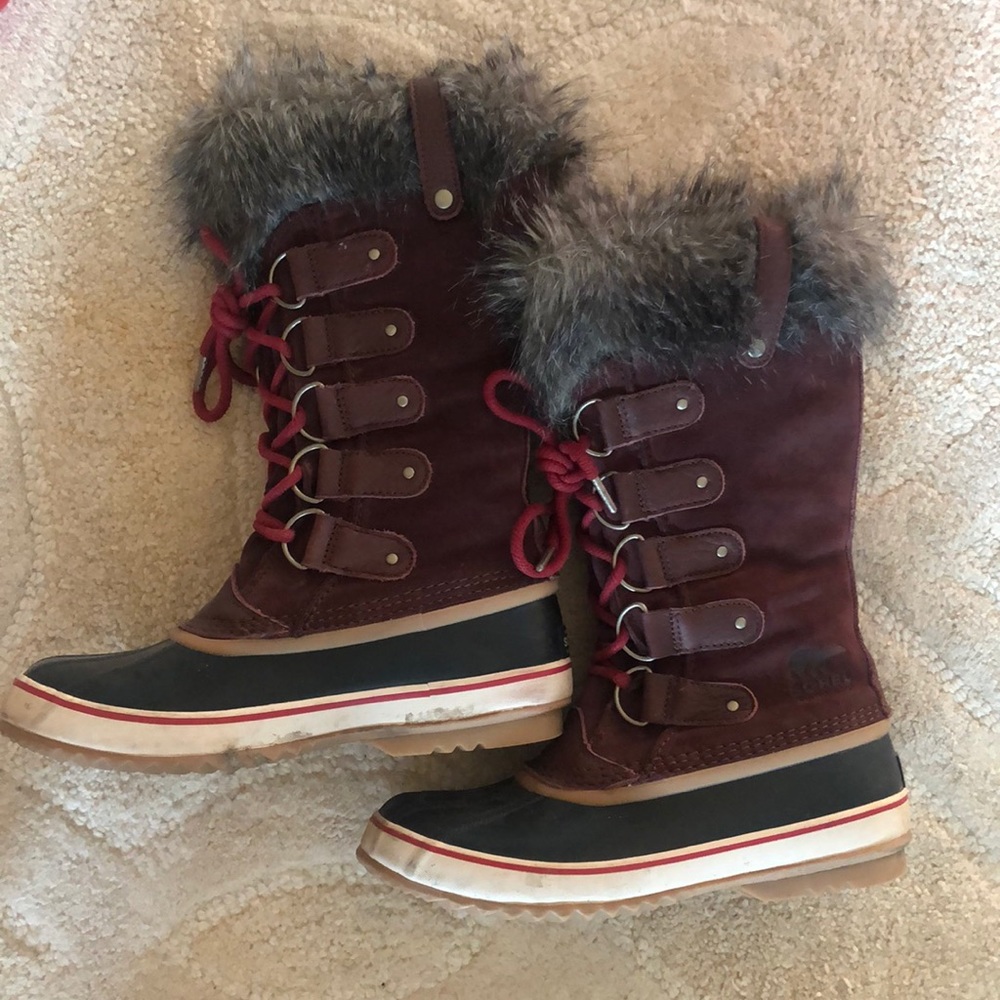 Sorel Womens Joan of arctic snow boots size 9